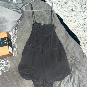 Size medium billabong overalls!
